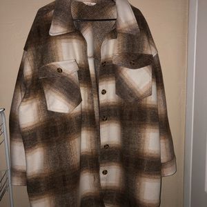 Women’s plaid shacket
